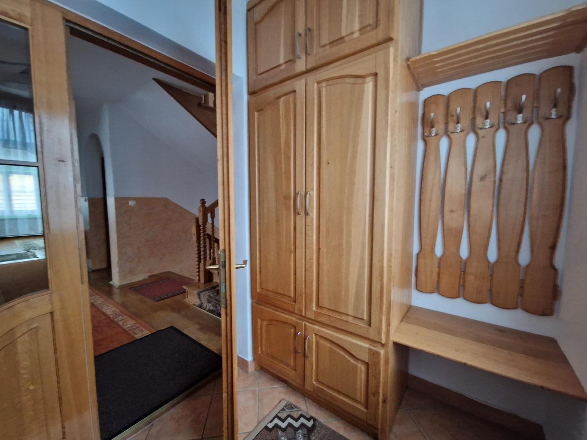 - Dom W Gorach Apartment *